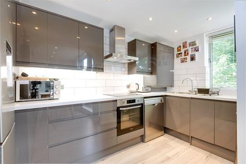 Gascony Avenue, West Hampstead, London, NW6