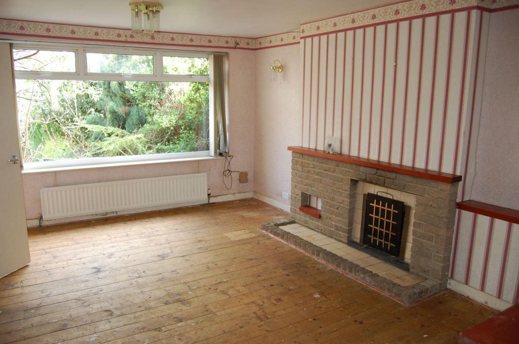 Brookside Close, Yelvertoft, Northampton NN6 6LP 2 bed semidetached