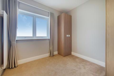 3 bedroom flat to rent, Flat 2, 66 The Drive, London NW11 9TL