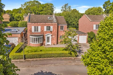 7 Carlton Gate, Broome Manor, Swindon, SN3 1NF