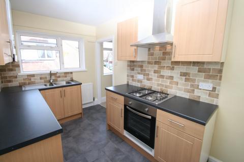 2 bedroom flat to rent, Eugene Road PAIGNTON