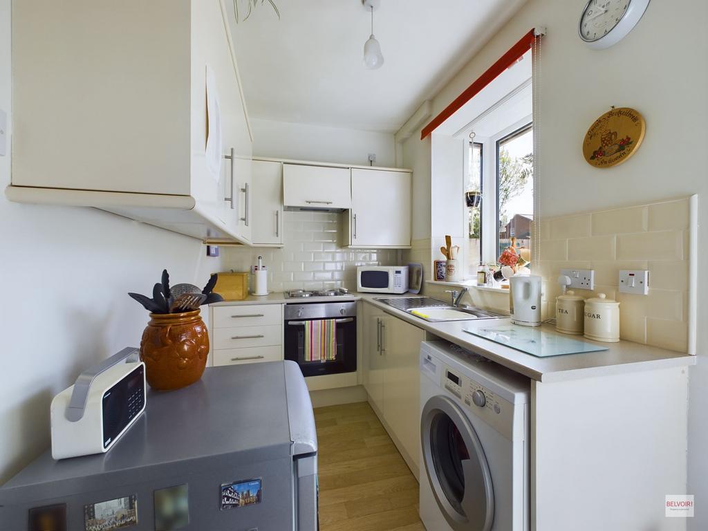 Maple Grove, Sheffield, S9 2 bed townhouse for sale £135,000
