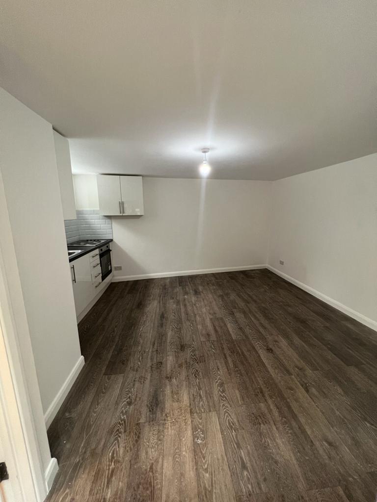 Brand New Studio Flat For Rent in Wood Green