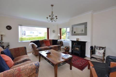 13 Kingston Garth, Fylingthorpe, Whitby, YO22 4UN