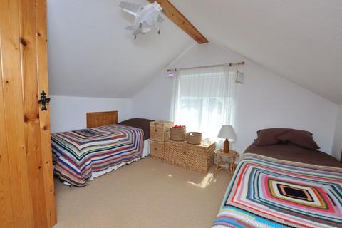 13 Kingston Garth, Fylingthorpe, Whitby, YO22 4UN