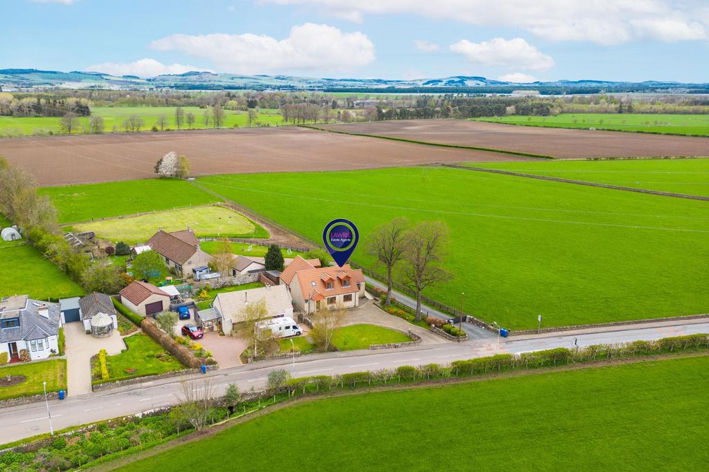 Main Street, Newton of Falkland, KY15 3 bed detached house £375,000