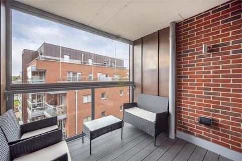 2 bedroom apartment to rent, Wilkinson Close, London, NW2