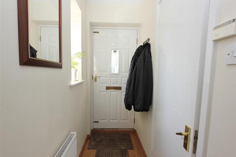 31 Hamond Close, South Croydon, CR2 6BZ
