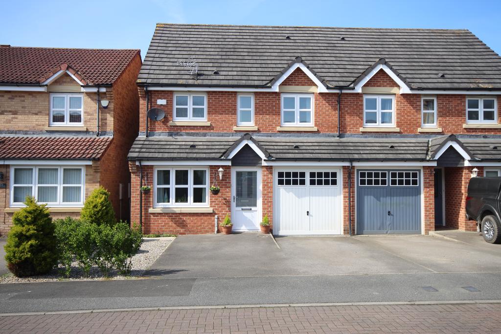 The Brambles, New Hartley... 3 bed semidetached house £224,950