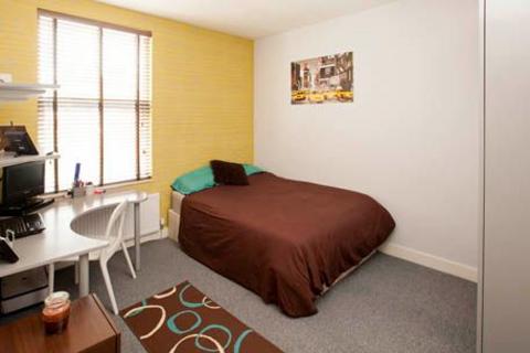 9 bedroom terraced house to rent, Leeds LS6