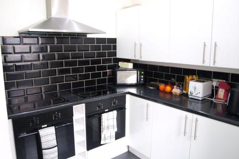 7 bedroom terraced house to rent, Leeds LS3