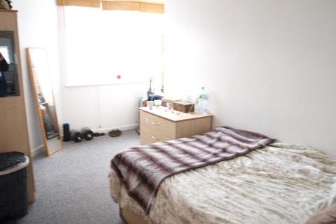 7 bedroom terraced house to rent, Leeds LS3