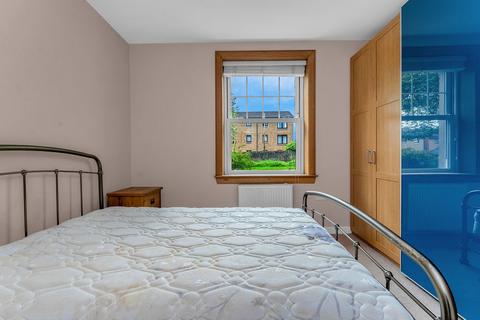 2 bedroom flat to rent, Warriston Road, Edinburgh, EH7