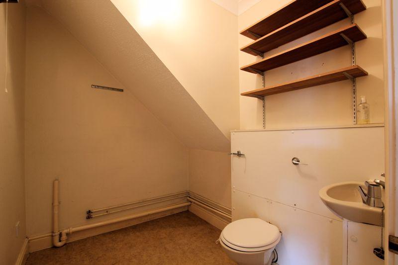Cloak/Utility Room