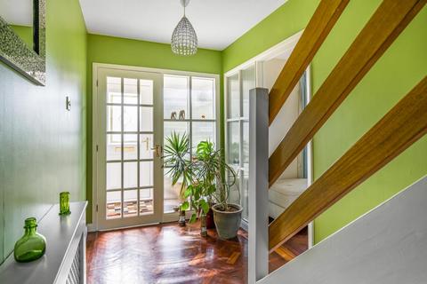 23 Forest Side, Kennington, Oxford, OX1 5LQ