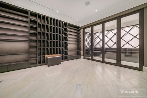 6 bedroom detached house for sale, Wentworth Drive, Wentworth Estate, Virginia Water, Surrey, GU25
