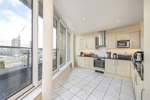 3 bedroom flat for sale, Boardwalk Place, London