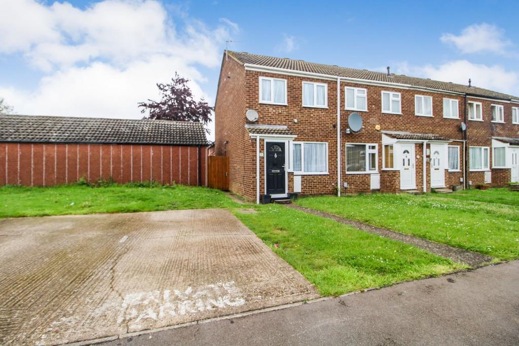 Northdale Close, Kempston, Bedford 2 bed end of terrace house £240,000