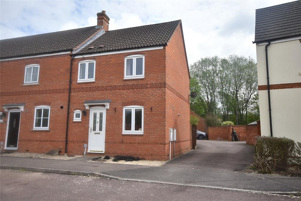 Skippe Close, Ledbury, Herefordshire... 3 bed end of terrace house - £ ...