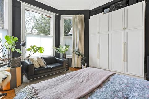 Ground Floor Flat, 19 Carleton Road, London, N7 0QZ