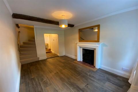2 bedroom terraced house to rent, Manor Street, Buckingham, Buckinghamshire, Buckinghamshire, MK18
