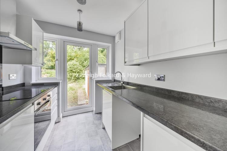 C238b206-6b35-48d...