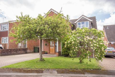 8 Halley Drive, Ascot, SL5 8TL