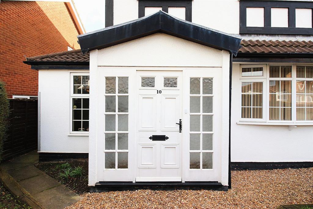 Highway Road, Thurmaston, LE4 4 bed detached house for sale £399,950