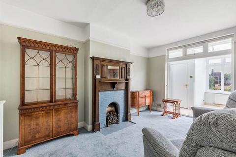 24 Berrylands, London, SW20 9HD