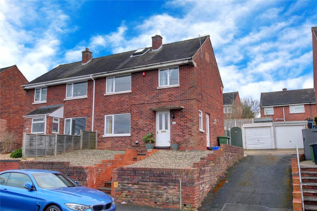 Winslow Avenue, Droitwich... 3 bed semidetached house £1,100 pcm (£254 pw)
