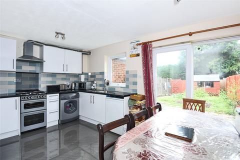 3 bedroom terraced house to rent, Arnett Avenue, Finchampstead, Wokingham, Berkshire, RG40