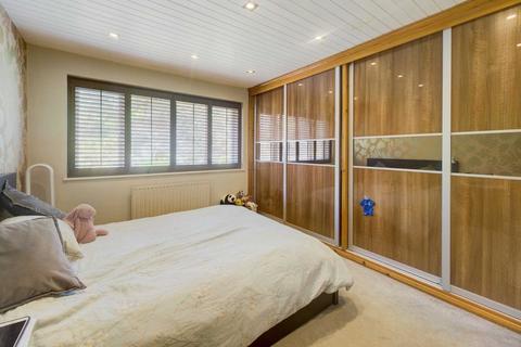 7 Glendale, Hemel Hempstead, HP1 1TG