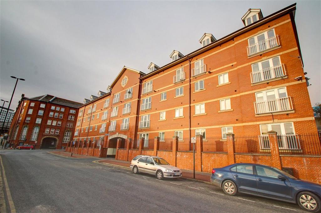 Sallyport House, City Road, Newcastle... 2 bed apartment £785 pcm (£