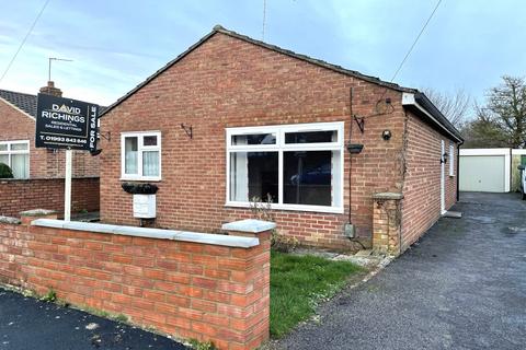 26 Ashfield Road, Carterton, OX18 3RA