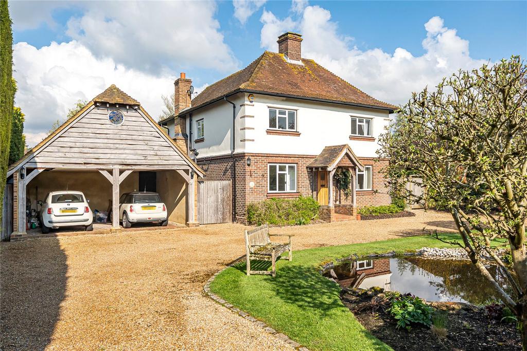 West Horsley, Surrey, KT24 4 bed detached house for sale £1,300,000