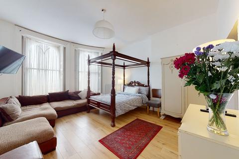1 bedroom ground floor flat for sale - East Cliff, Dover, CT16