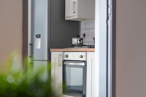 4 bedroom house share to rent - Oldham Street,  Warrington, WA4