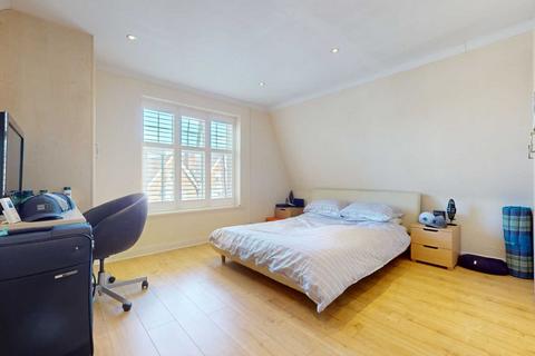 2 bedroom flat for sale, Salisbury Road, Wimbledon, SW19