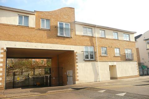 1 bedroom flat to rent, Chartley House, Horn Lane, London