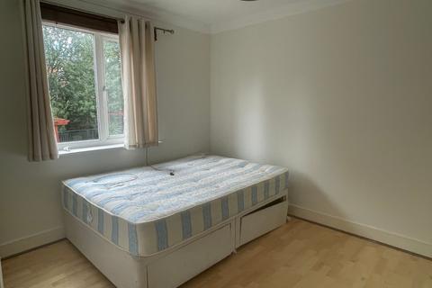 1 bedroom flat to rent, Chartley House, Horn Lane, London