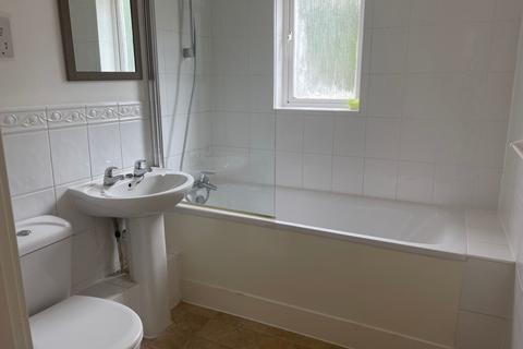 1 bedroom flat to rent, Chartley House, Horn Lane, London