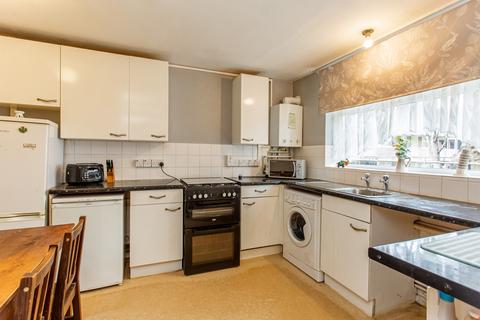 172 Hind Grove, London, E14 6HP