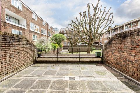 172 Hind Grove, London, E14 6HP