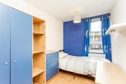 172 Hind Grove, London, E14 6HP