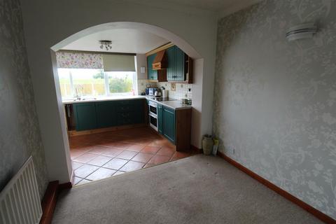 3 bedroom bungalow to rent, Church Lane, South Muskham, NG23