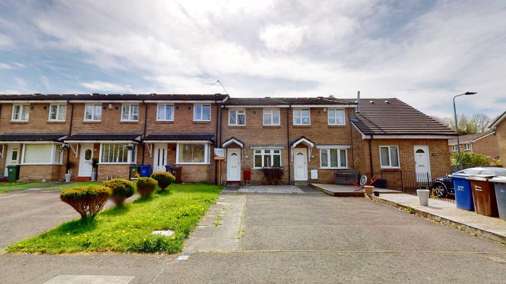 Brown Street, Paisley 2 bed terraced house £95,000