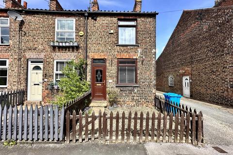 2 bedroom house to rent, Mill Lane, Beverley, East Riding of Yorkshire, UK, HU17