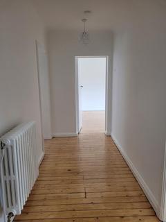 2 bedroom apartment to rent, Surbiton,  Surrey,  KT6