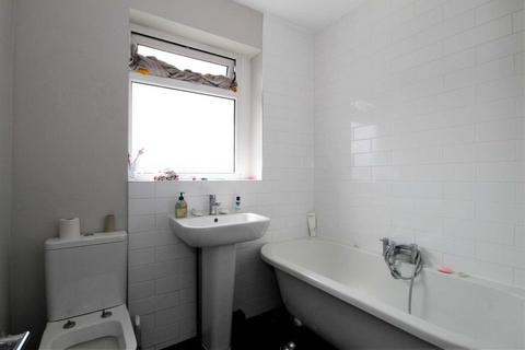 87 Kingsbridge Road, Morden, SM4 4PU