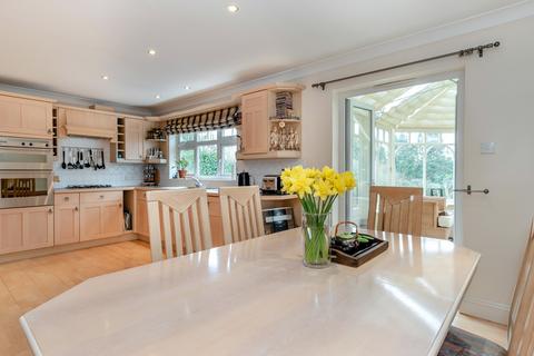 41 Beacon Way, Rickmansworth, WD3 7PF